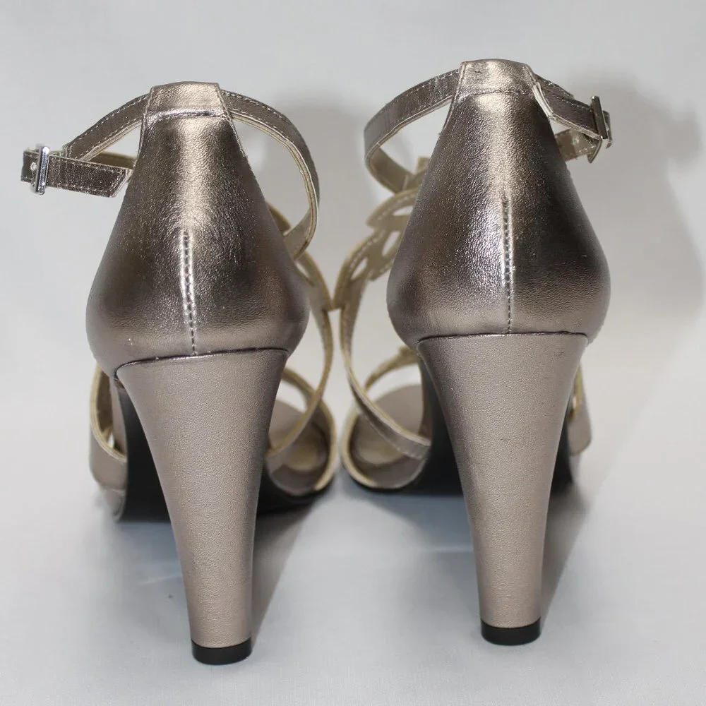 NWOT Caparros Dress Heels, Brush Gold Color